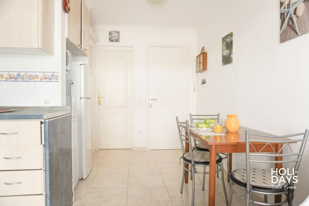 Apartamento Marina Dreams Roses Eksteriør bilde